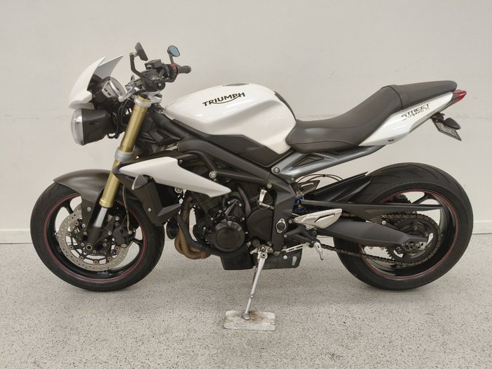 2016 Triumph STREET TRIPLE White