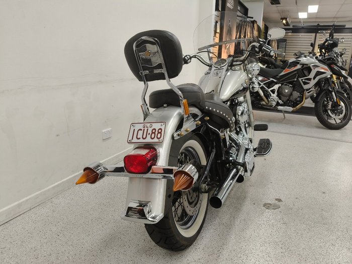 2003 Harley-davidson FLSTC HERITAGE SOFTAIL CLASSIC Black