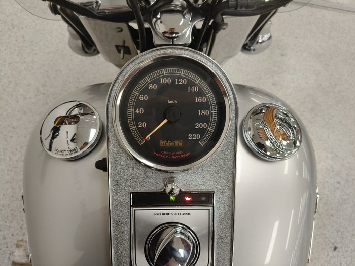 2003 Harley-davidson FLSTC HERITAGE SOFTAIL CLASSIC Black