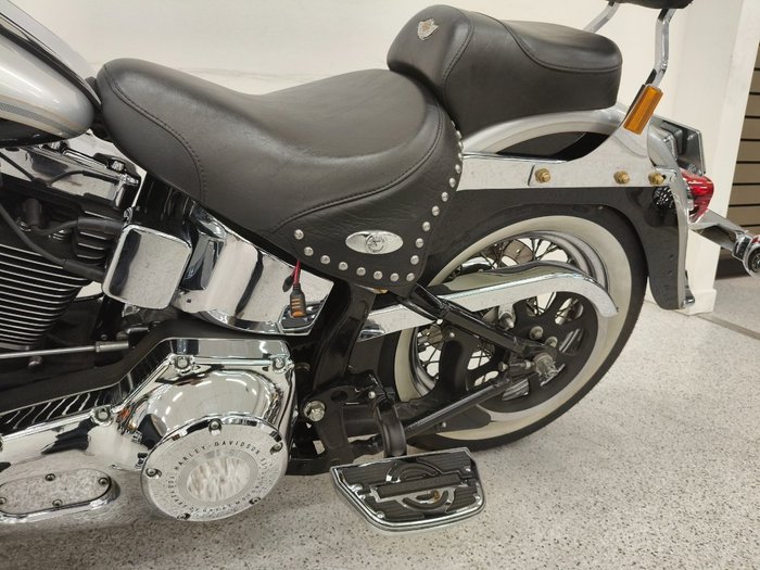 2003 Harley-davidson FLSTC HERITAGE SOFTAIL CLASSIC Black