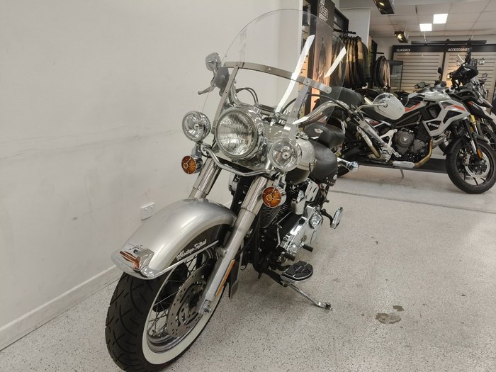 2003 Harley-davidson FLSTC HERITAGE SOFTAIL CLASSIC Black