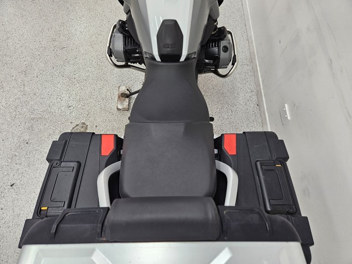 2017 BMW Motorrad R1200 GS White