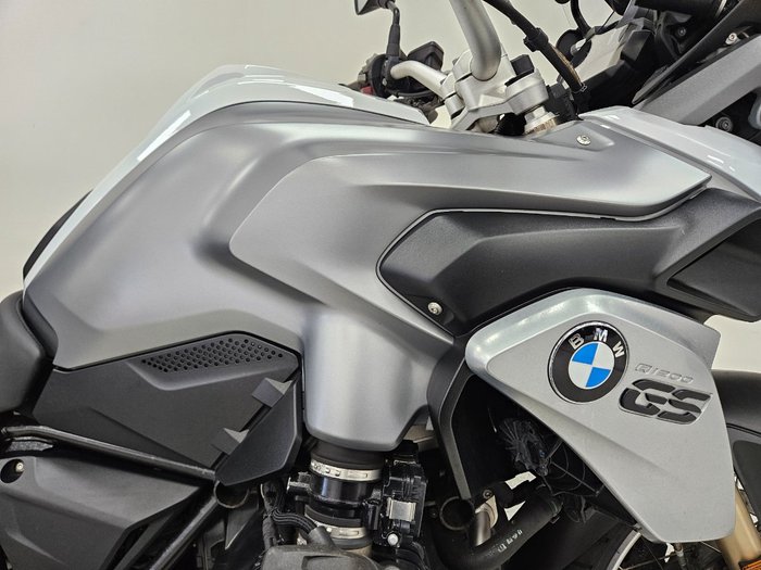 2017 BMW Motorrad R1200 GS White