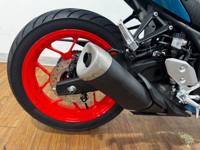 2021 Yamaha YZF-R3 BLUE