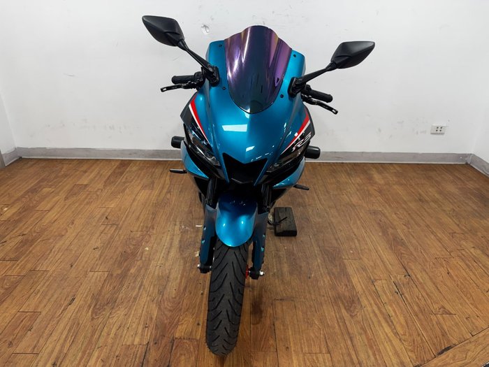 2021 Yamaha YZF-R3 BLUE
