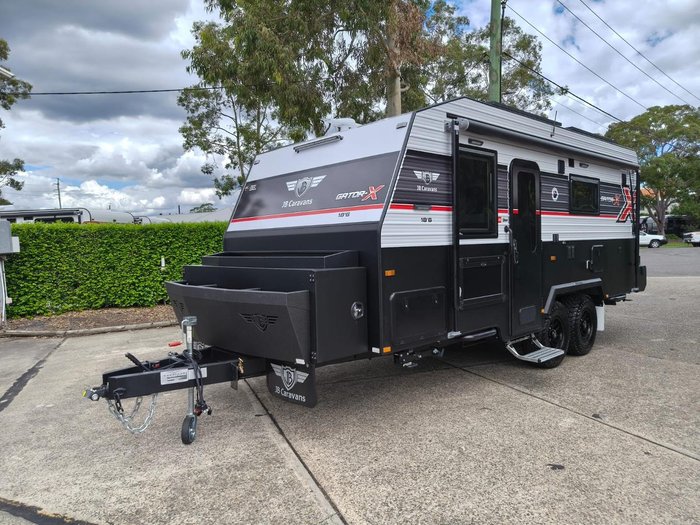 2026 JB Caravans Gator X 18'6 Front Door Cafe
