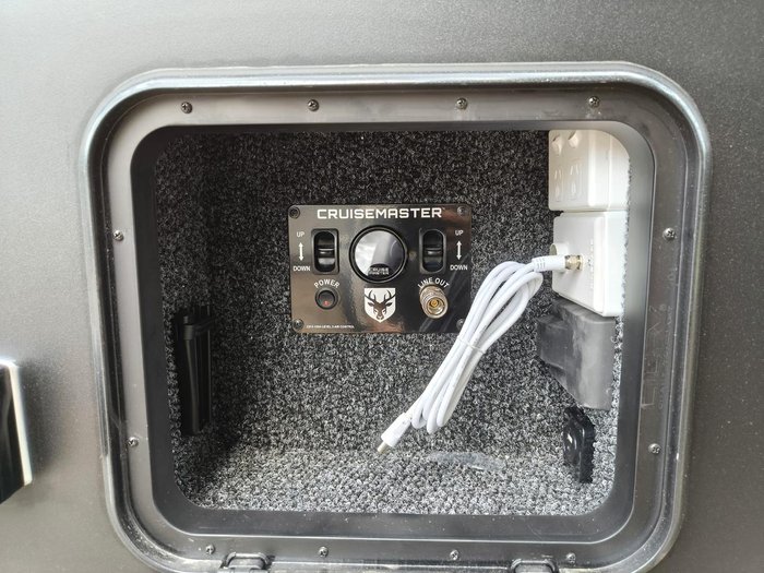2026 JB Caravans Gator X 18'6 Front Door Cafe