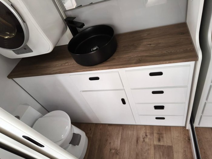 2026 JB Caravans Gator X 18'6 Front Door Cafe