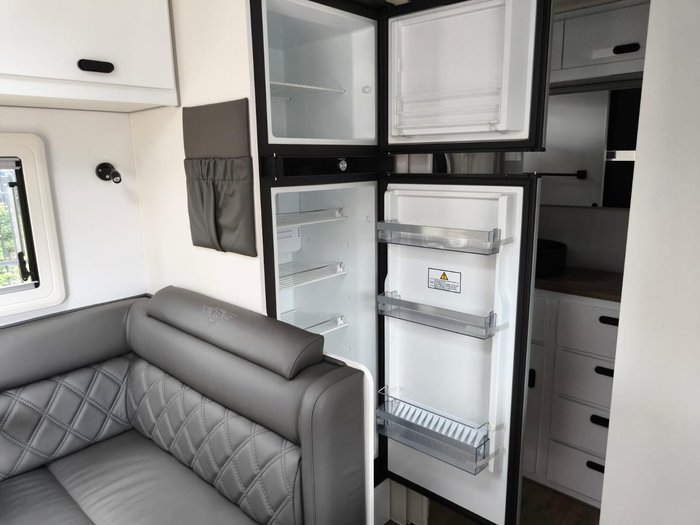 2026 JB Caravans Gator X 18'6 Front Door Cafe