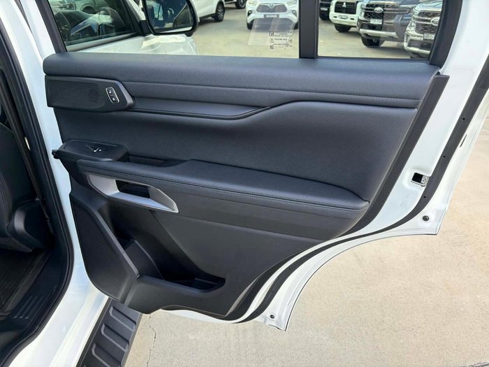 2025 Ford Everest Trend