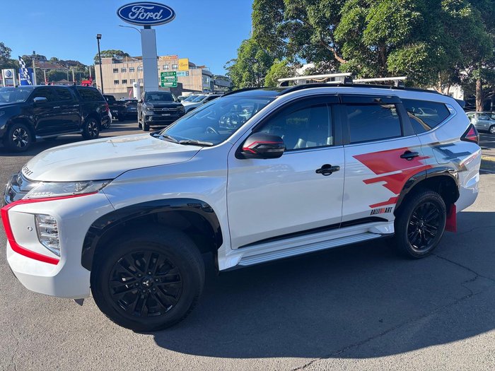 2022 Mitsubishi Pajero Sport GSR