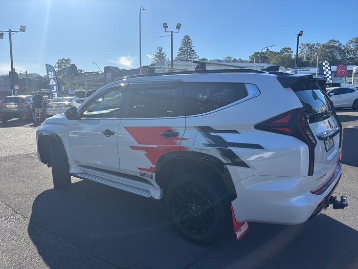 2022 Mitsubishi Pajero Sport GSR