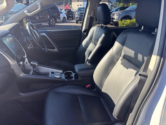 2022 Mitsubishi Pajero Sport GSR