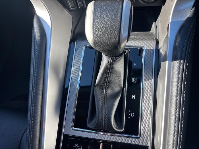 2022 Mitsubishi Pajero Sport GSR