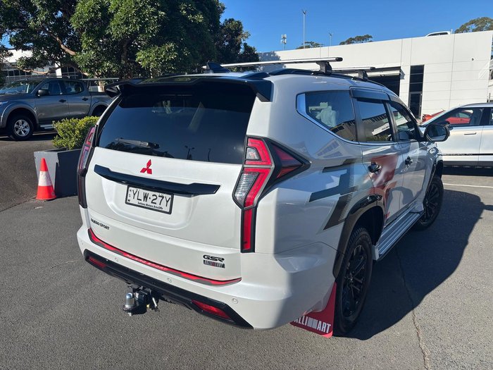 2022 Mitsubishi Pajero Sport GSR