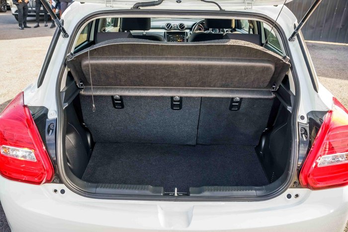 2020 Suzuki Swift GL Navigator