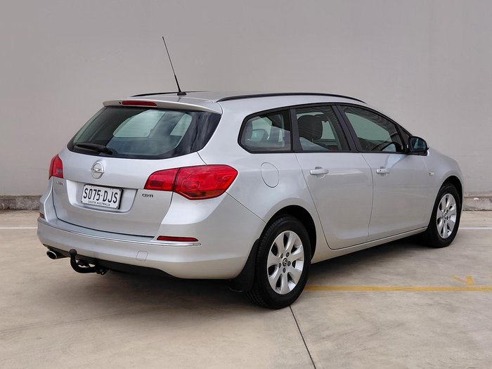 2012 Opel Astra AS Sovereign Silver