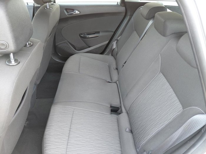 2012 Opel Astra AS Sovereign Silver