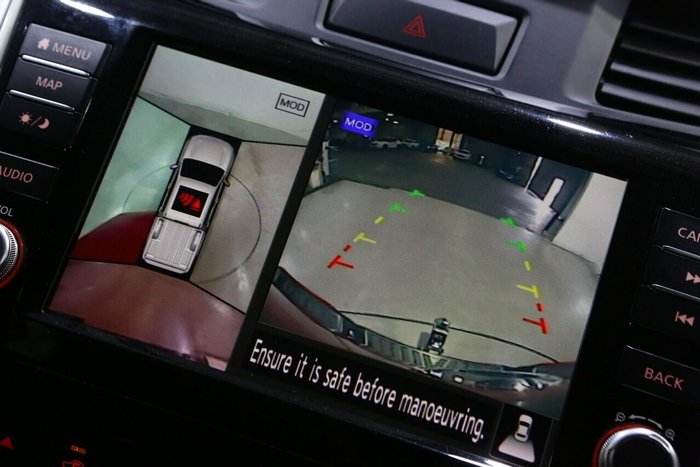 2021 Nissan Navara ST-X