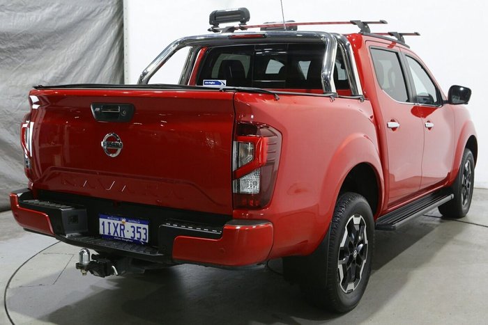 2021 Nissan Navara ST-X