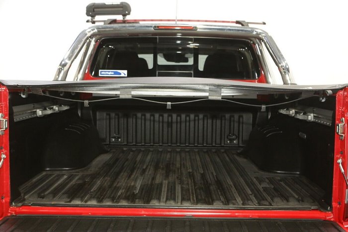 2021 Nissan Navara ST-X