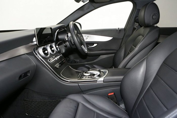 2021 Mercedes-Benz C-Class C300