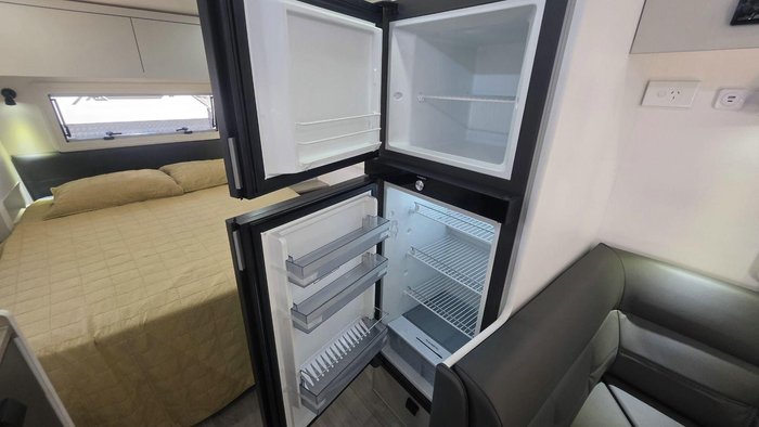 2026 Franklin Razor 208 208