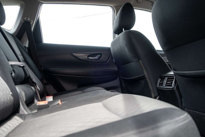 2020 Nissan X-TRAIL ST