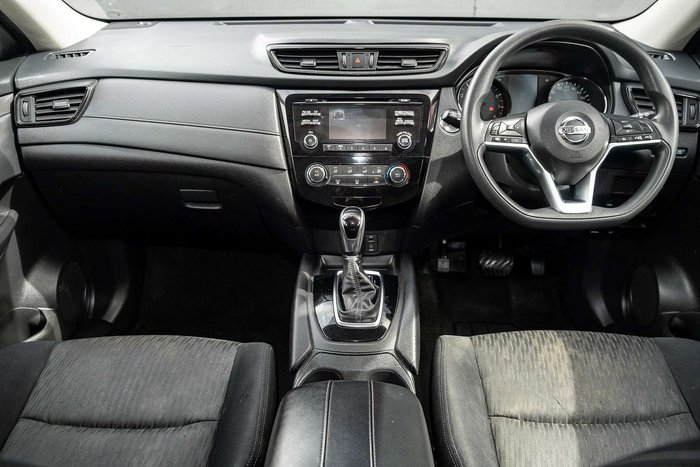 2020 Nissan X-TRAIL ST