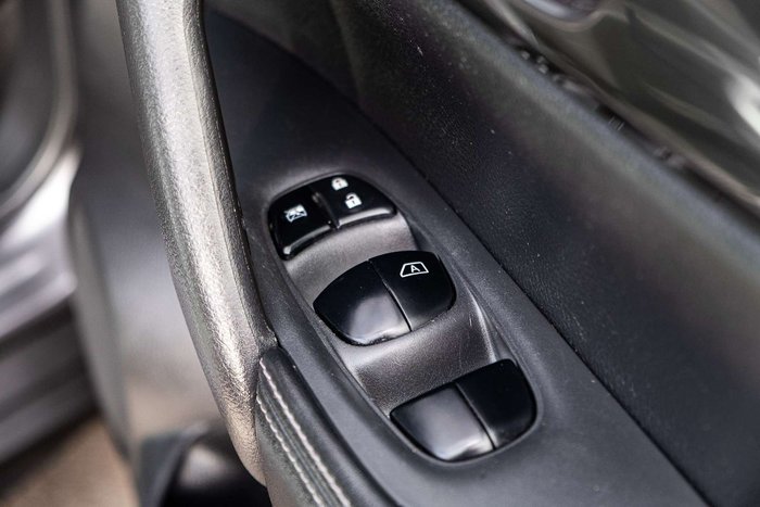 2020 Nissan X-TRAIL ST