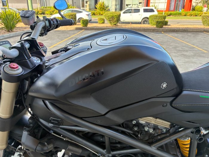 2012 DUCATI STREETFIGHTER 848 Blue