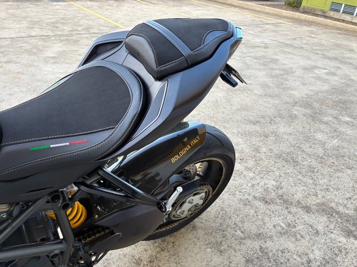 2012 DUCATI STREETFIGHTER 848 Blue