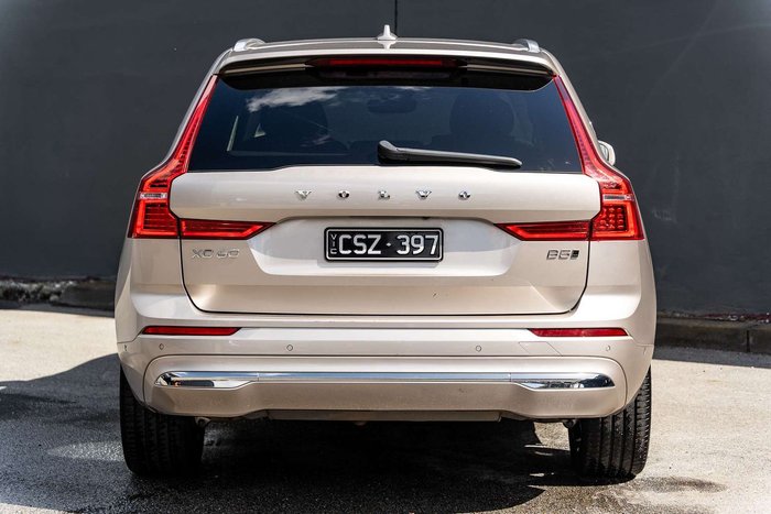 2023 Volvo XC60 Ultimate B5 Bright