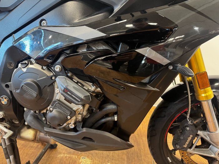 2020 BMW Motorrad S 1000 XR TRIPLE BLACK Black