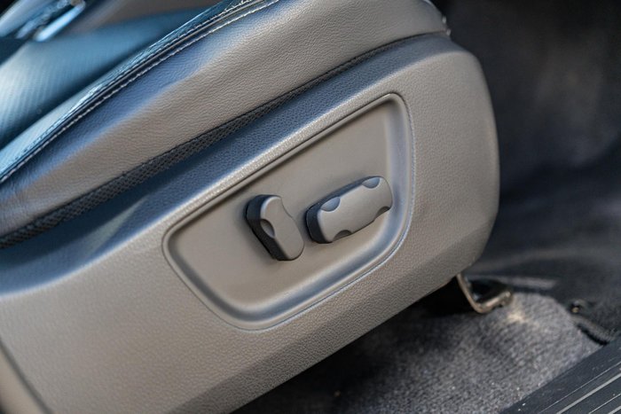 2019 Mitsubishi Triton GLS Premium MR MY19 4X4 Dual Range Graphite Grey