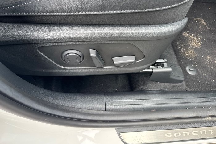 2025 Kia Sorento Sport+ MQ4 PE MY25 Snow White Pearl (SWP)