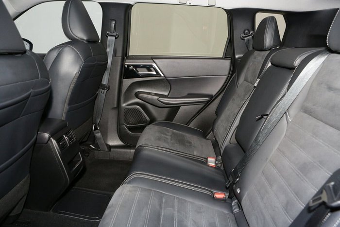 2023 Mitsubishi Outlander PHEV Aspire