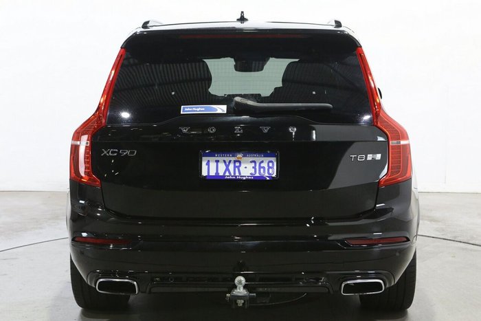2019 Volvo XC90 T8 R-Design