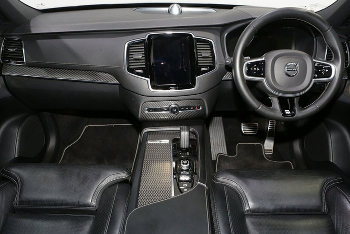 2019 Volvo XC90 T8 R-Design