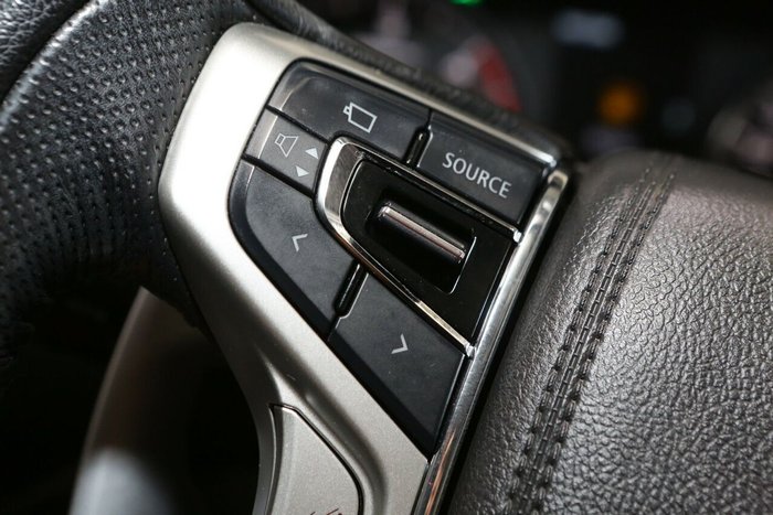 2016 Mitsubishi Pajero Sport Exceed