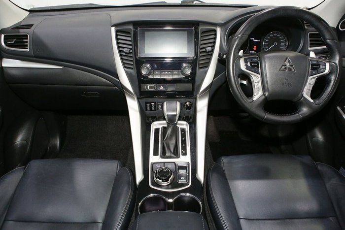 2016 Mitsubishi Pajero Sport Exceed