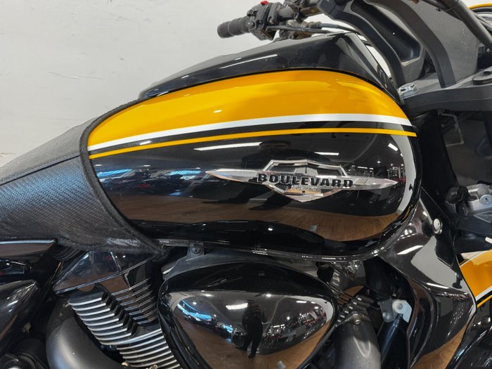 2014 Suzuki VZR 1800 BOULEVARD (M109R) SE YELLOW