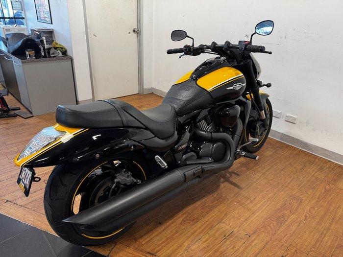 2014 Suzuki VZR 1800 BOULEVARD (M109R) SE YELLOW