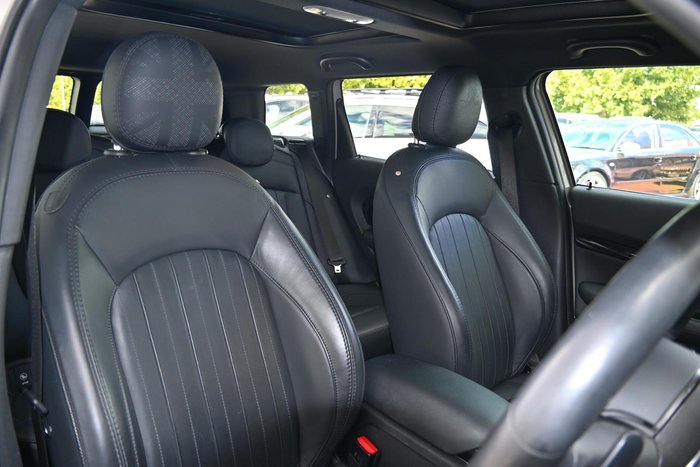 2022 MINI Clubman John Cooper Works MINI Yours