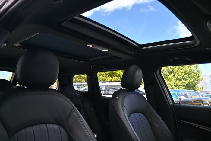 2022 MINI Clubman John Cooper Works MINI Yours