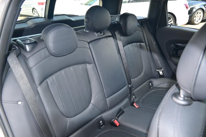 2022 MINI Clubman John Cooper Works MINI Yours