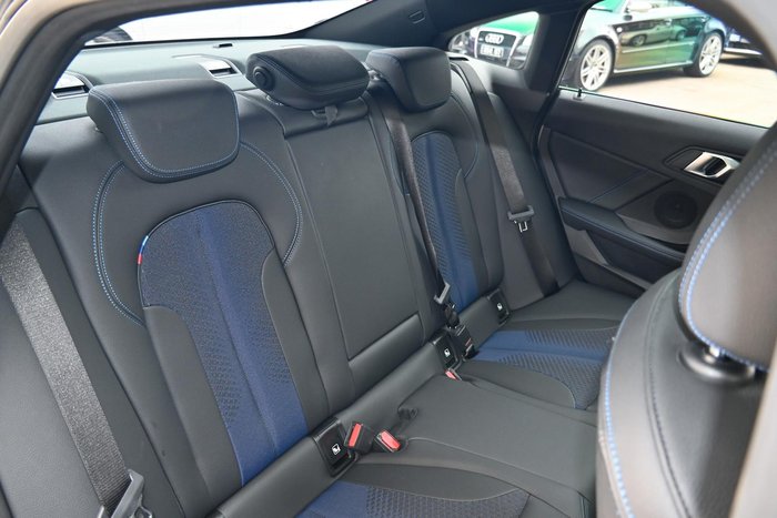 2023 BMW 2 Series 220i M Sport