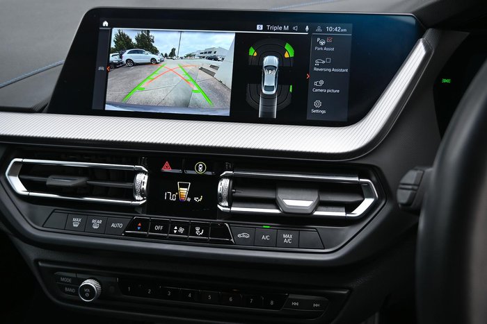 2023 BMW 2 Series 220i M Sport