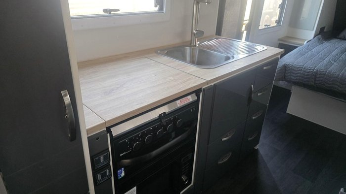 2026 Leader Caravans 2260_Cr_K1e7b_T Gold Le 2260