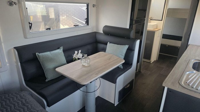 2026 Leader Caravans 2260_Cr_K1e7b_T Gold Le 2260